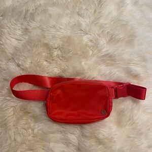 LuLuLemon Everywhere Belt Bag
